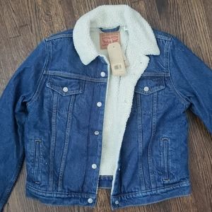 Brand New Levi Jacket!! NEVER WORN